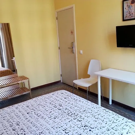 برشلونة روومز